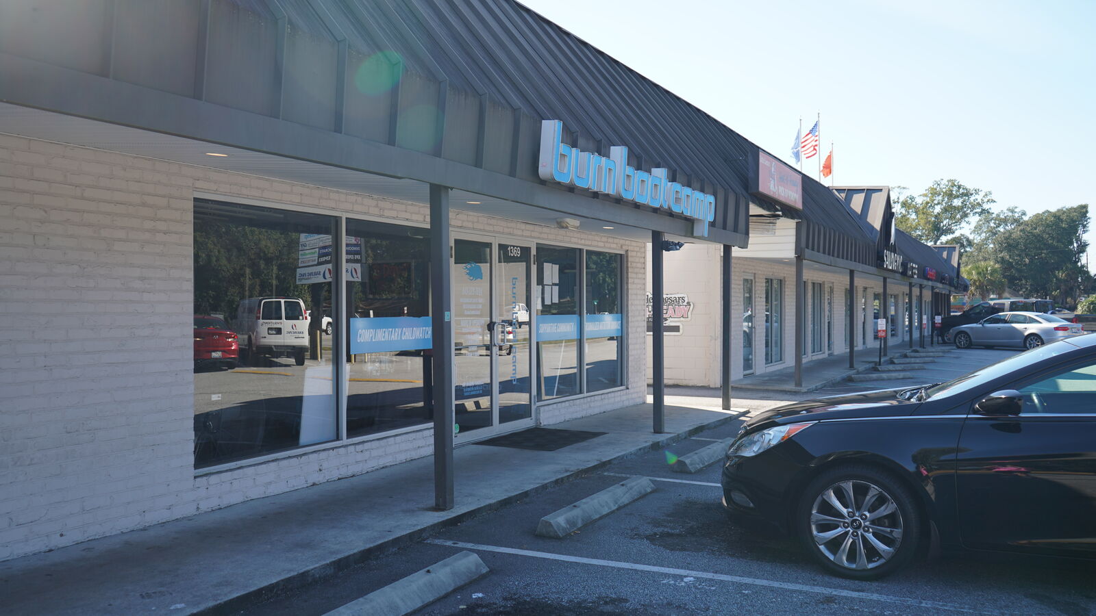 Little Caesars storefront at Wespanee